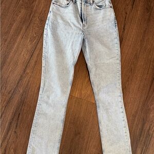 Abercrombie & Fitch Ultra High Rise Denim